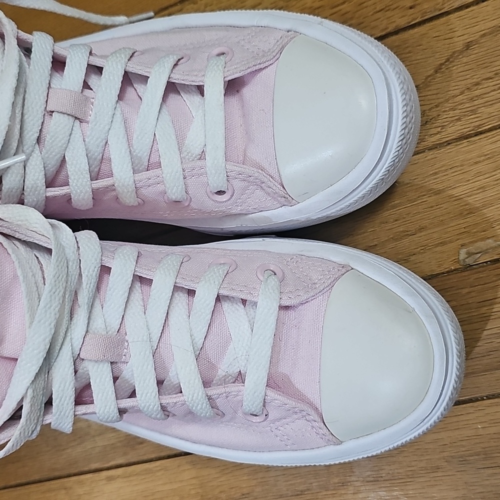 Converse Women's Pink High-Tops with Blue Accents - Picture 9 of 10